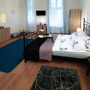 Czar Prowansji - Comfy & Quiet Near Rynek&train Station Netflix Apartment