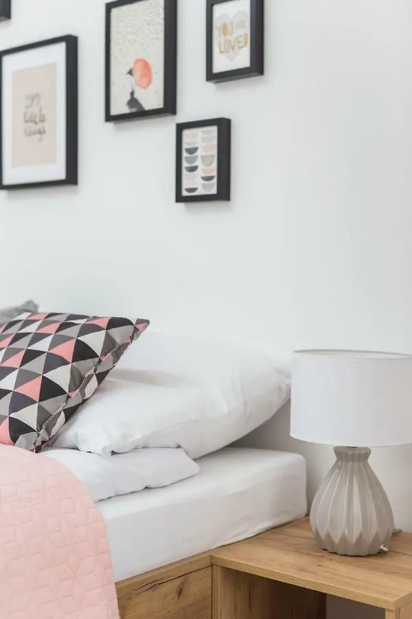 City Of The Kings - Pastel Apartment Lubelska 10 Krakow